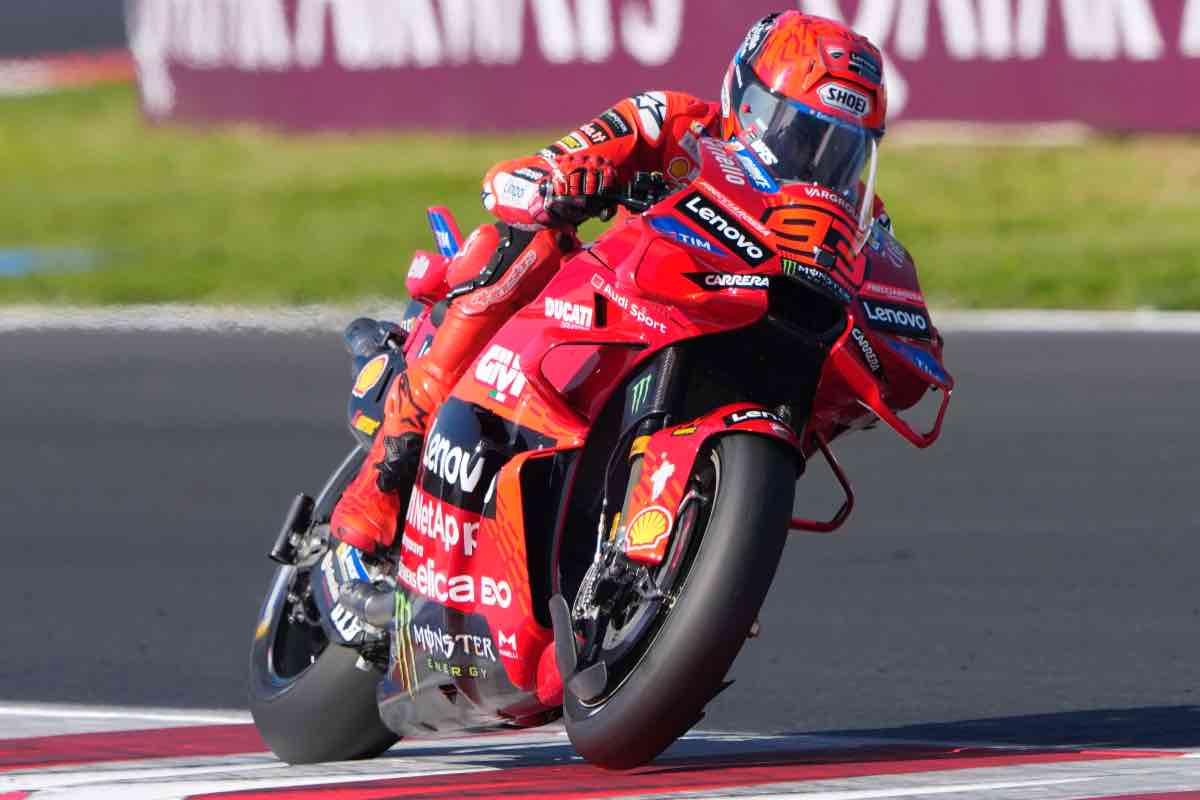 Marquez schiaffo a Valentino Rossi