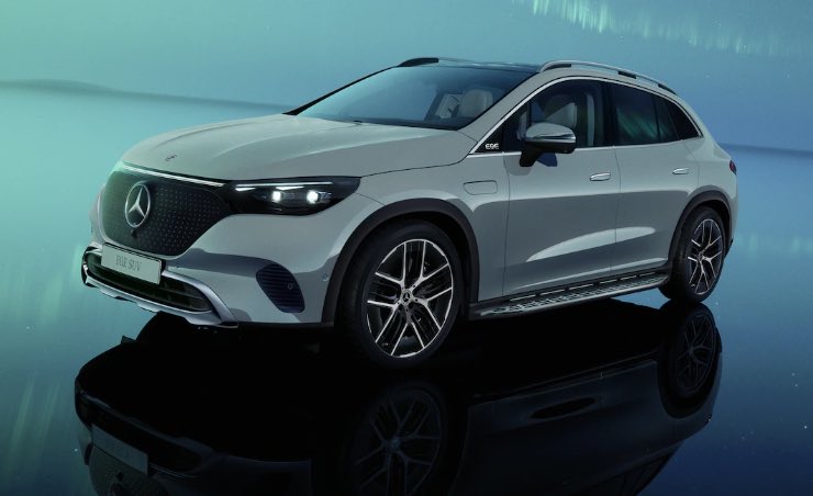 Mercedes EQE problemi di software