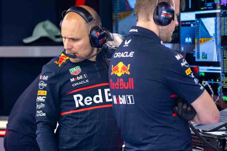 Gianpiero Lambiase al box Red Bull